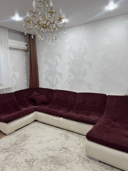 Продам диван!Б/у