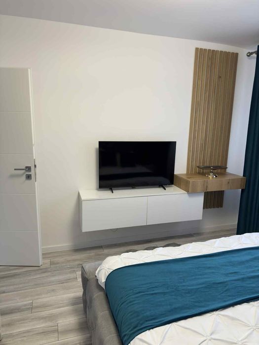 Apartament 3 camere, 77 mp, Rovine – renovat complet, mobilat modern