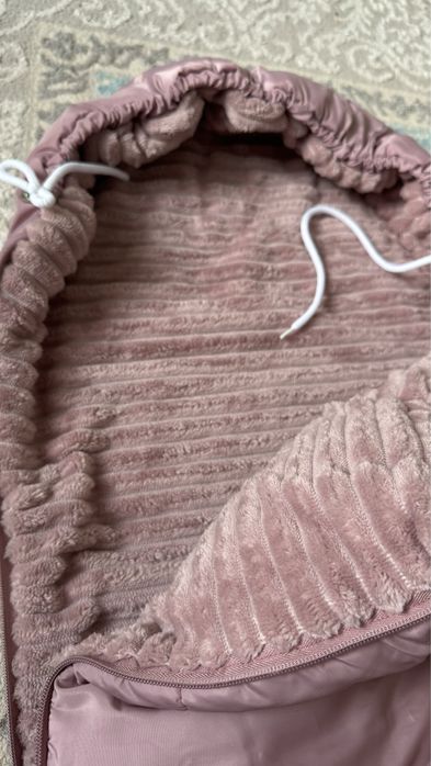 Продам конверт на выписку