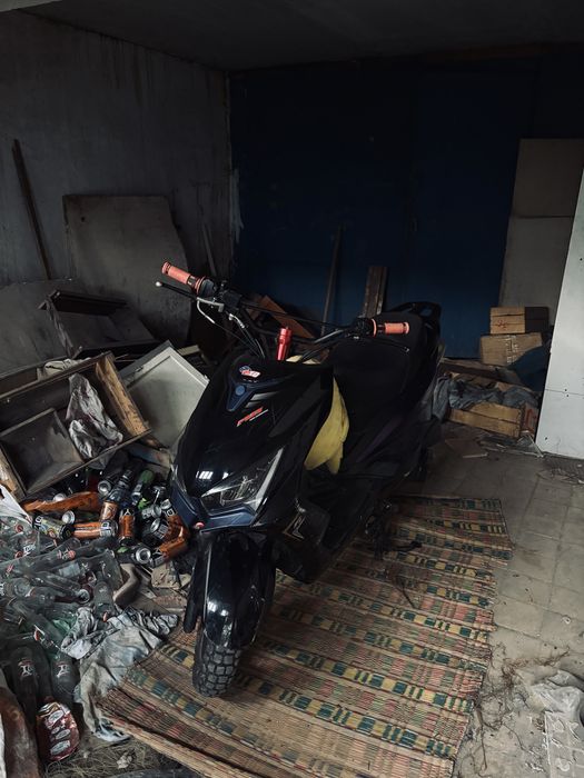 Продам мопед м8 про