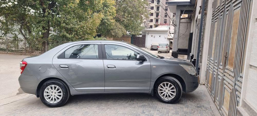 Продам кобальт 2015