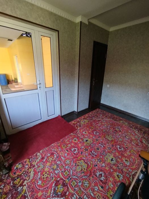 Yashnobod t. Kadishva bozor 4.37 sotu 7 xona