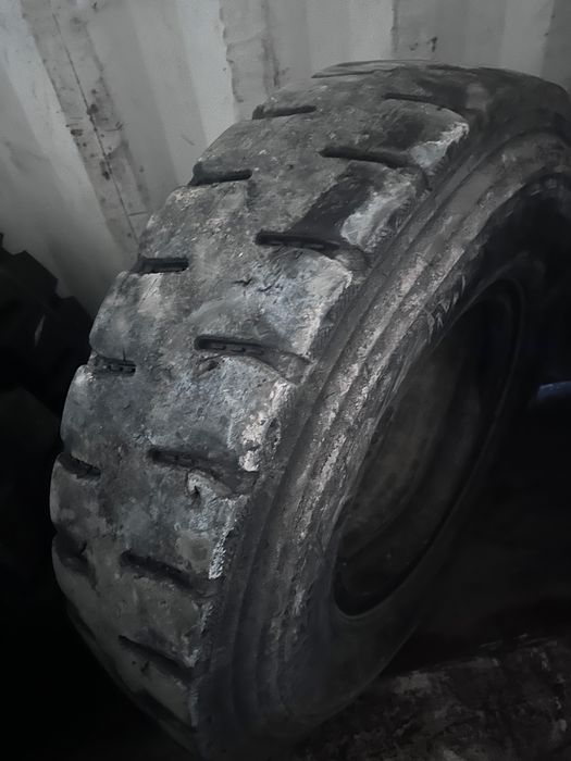 Продам грузовые шины