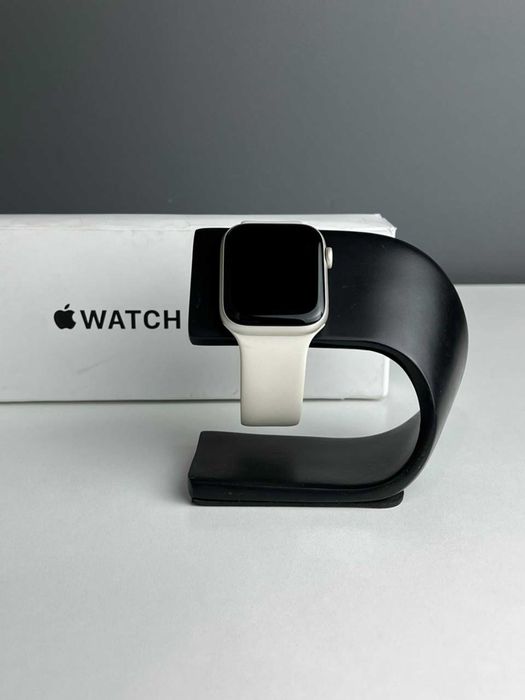 Apple Watch SE 44 мм (2е поколение), Чёрный 1258а79531