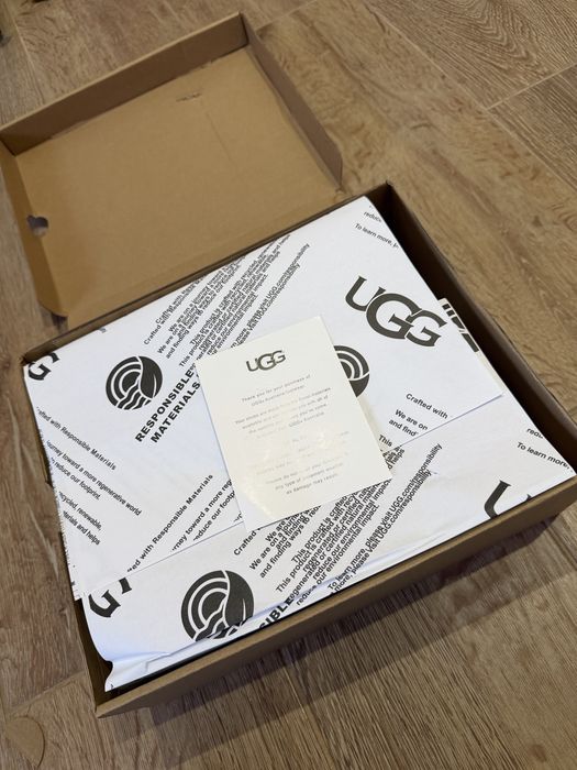 ugg ultra mini crem 38