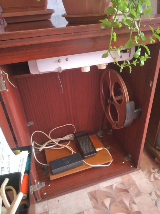 Швейная машинка чайка