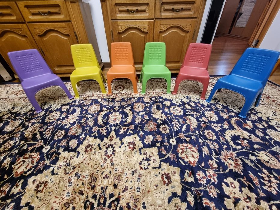 Детские стульчики