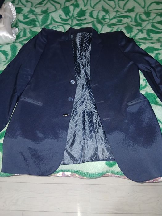 Брючный костюм листаем