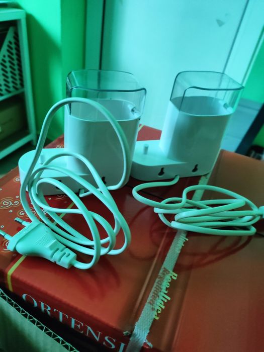 Зарядни-2бр за електрически четка-Nevadent+2четки