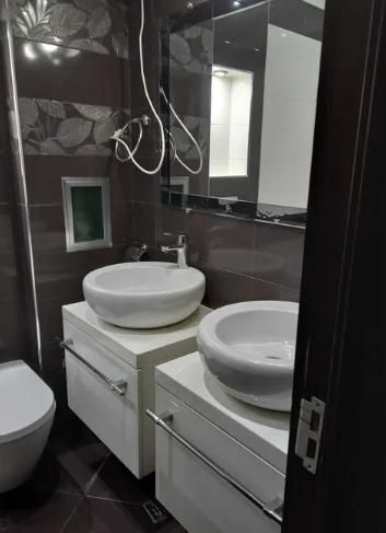 Дава се под наем Многостаен апартамент в Пловдив, Тракия - 150 кв.м за 918 € - Снимка #8