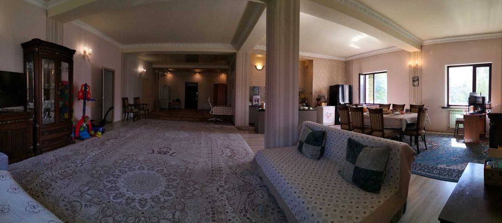 Продам дом 600 кв.м. пос. Райымбек