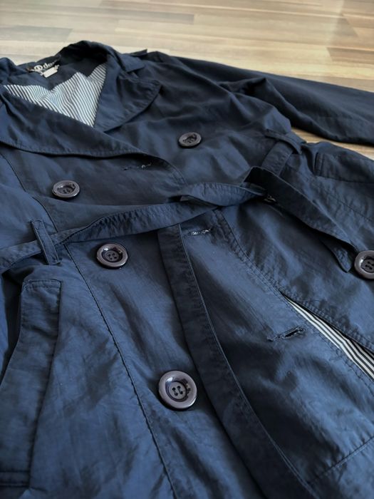 Trench bleumarin
