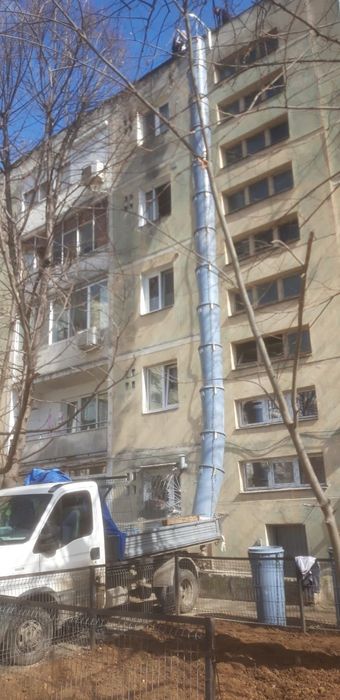 Inchiriez bobcatNisip pietriș balast pământ moloz bobcat miniexcavato