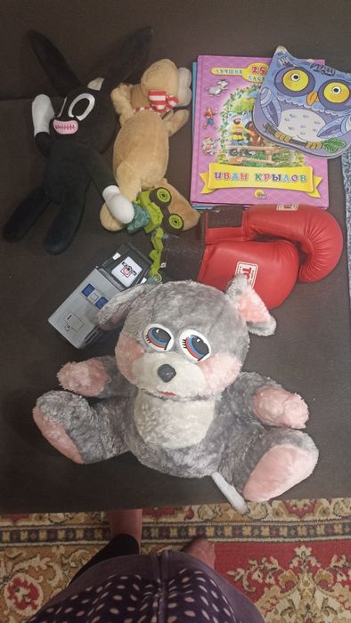 Отдам даром на мальчика 5-7 лет