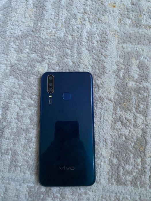 Продам  Vivo Y12