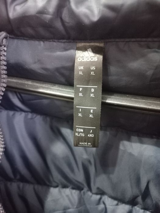 Продам куртка адидас оригинал