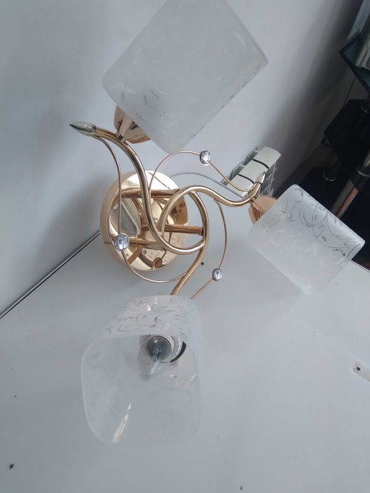 Продам люстру с установкой