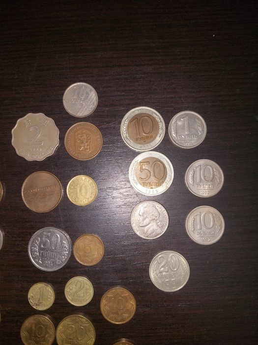 Разные монеты с 1971 года по 2000