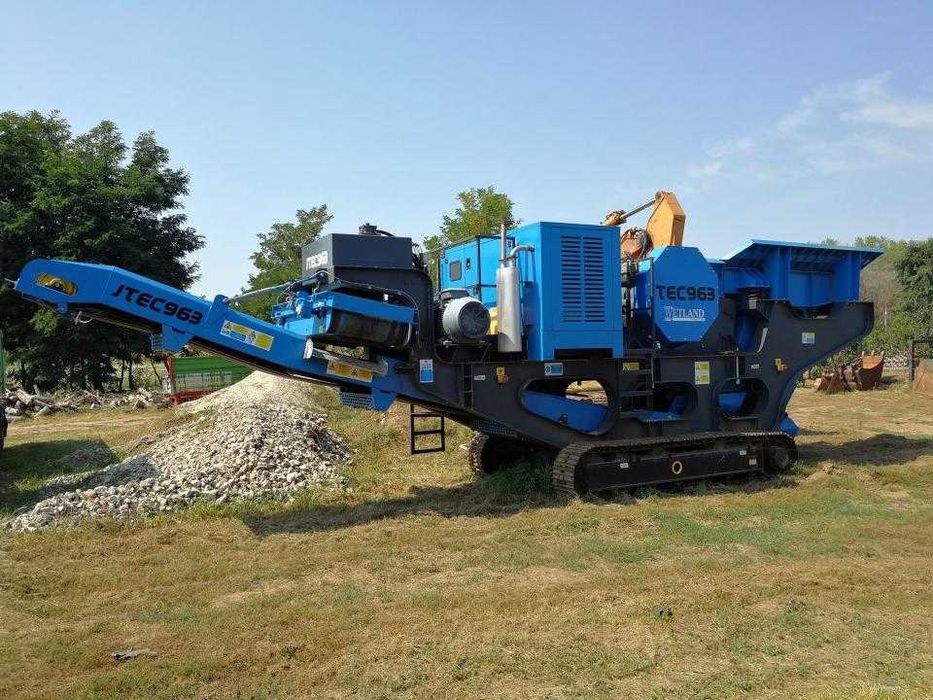 Inchiriez excavator 25 28 33 picon pulverizator foarfeca cupa concasor