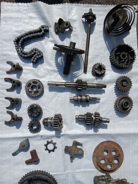 Запчасти на мотоцикл