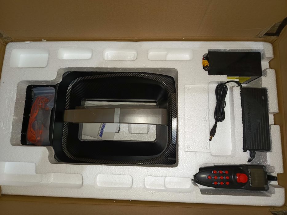 Супер Кораблик Карповый. Для прикормки и дальнего заброса с GPS.