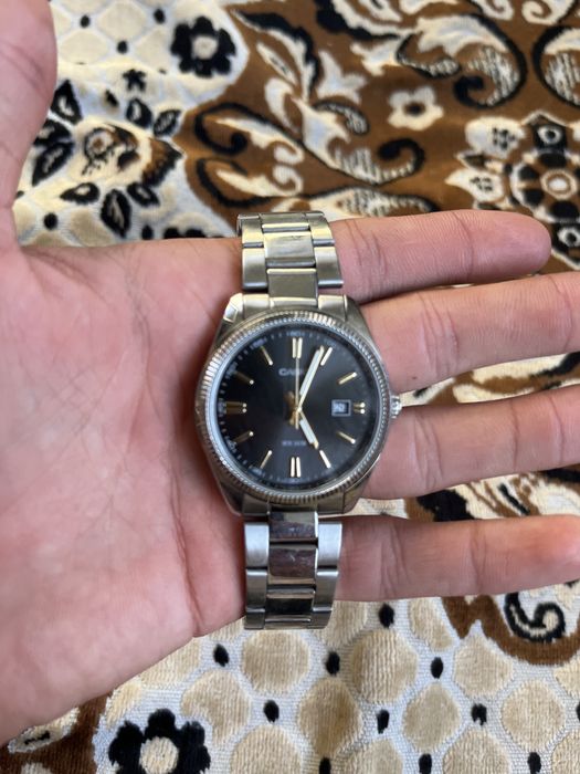 Серебрянные часы CASIO