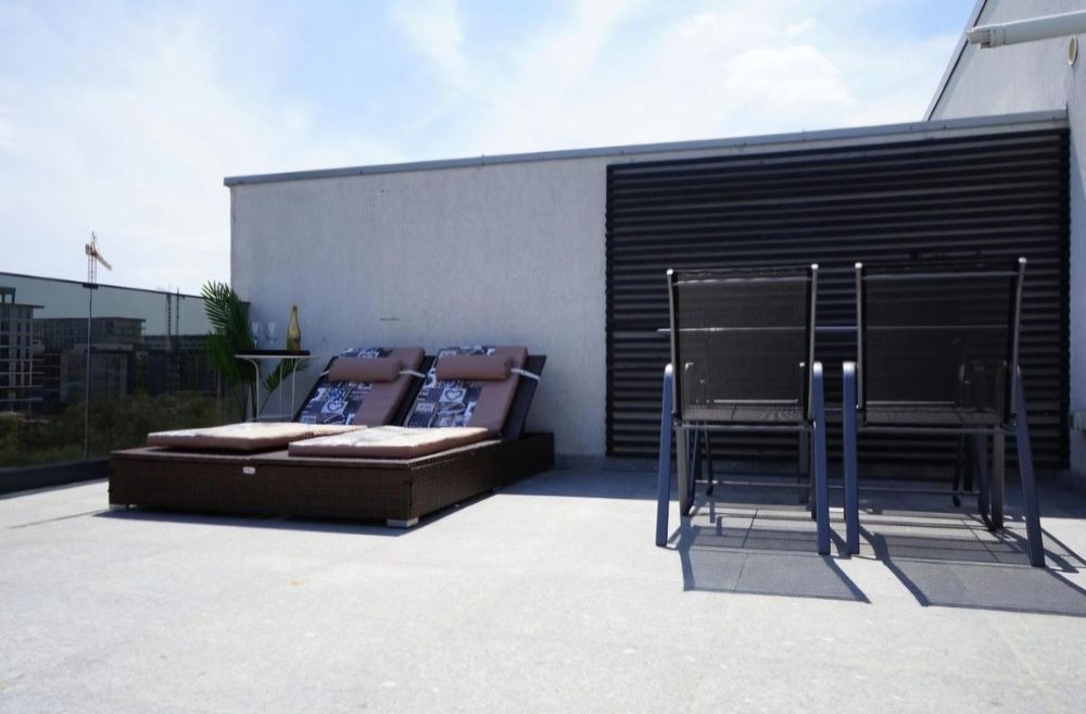 Stunning penthouse  with private parking