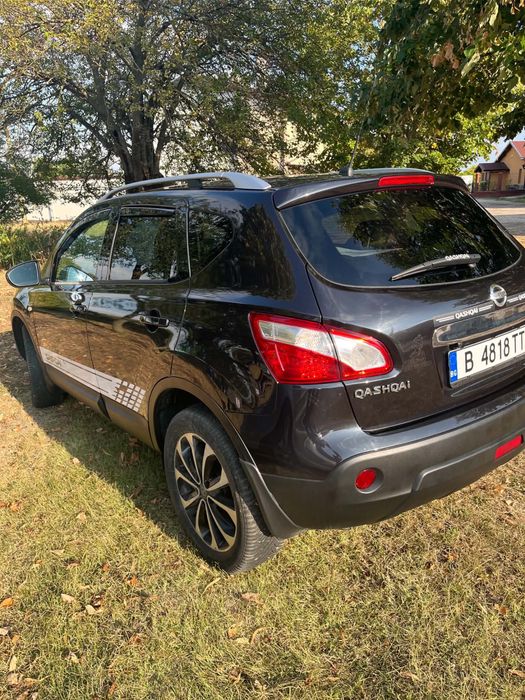 Продавам Nissan Qashqai 2.0 DCI
