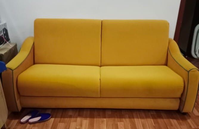 диван и холодильник