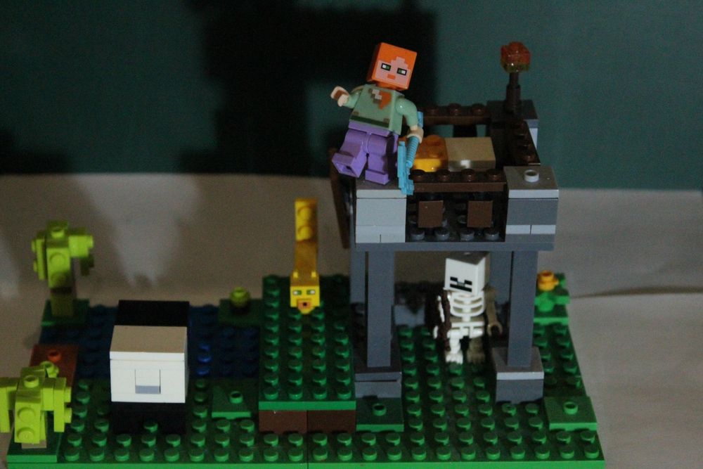 Конструктор Minecraft Питомник Панд