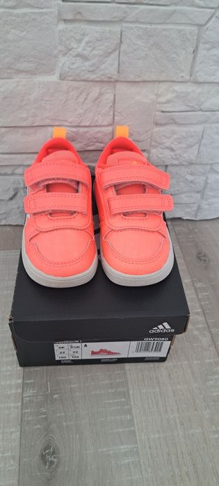 Маратонки адидас ( adidas ) 22 номер