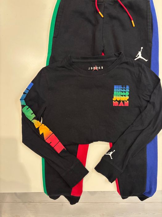 Комплект Nike Jordan за 10-12 години