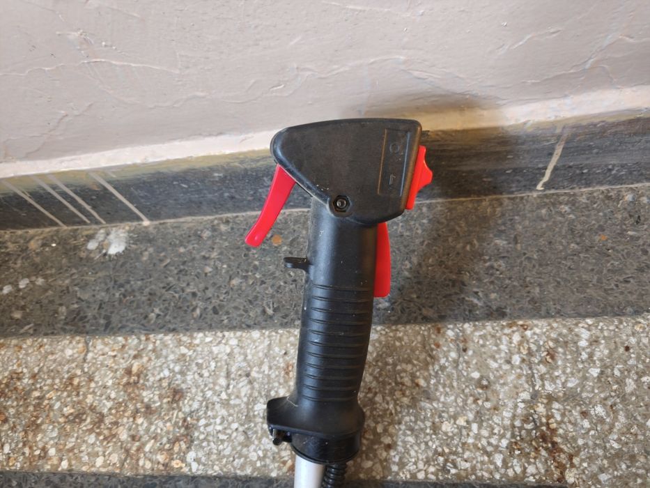 Моторна  КОСА MEGA TOOLS 52 CM3 резачка ( бензин тример ) BC520