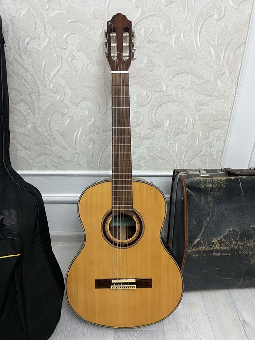 Классика гитара YAMAHA c80