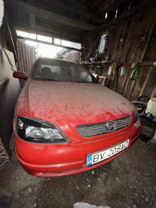 Vand urgent două autoturisme!