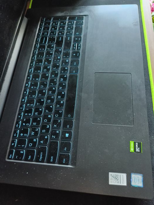 Продам игровой ноутбук
