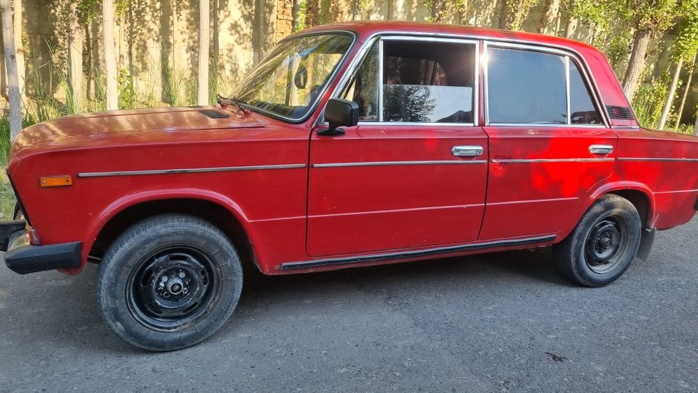 Vaz 2106 sotiladi