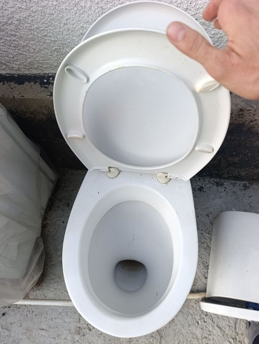 Унитаз б/у рабочий