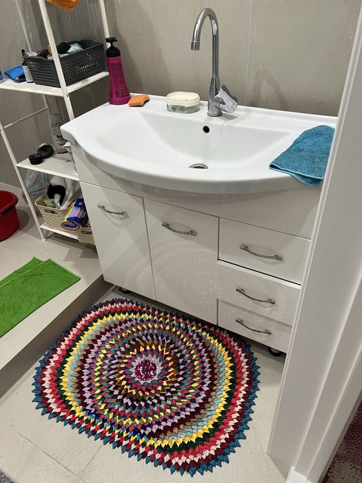 Тумбочка для ванной комнаты