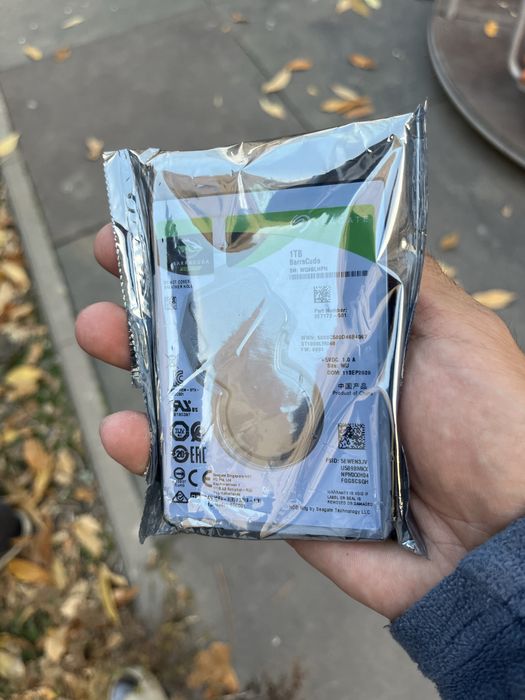 Жесткий диск 1 тб