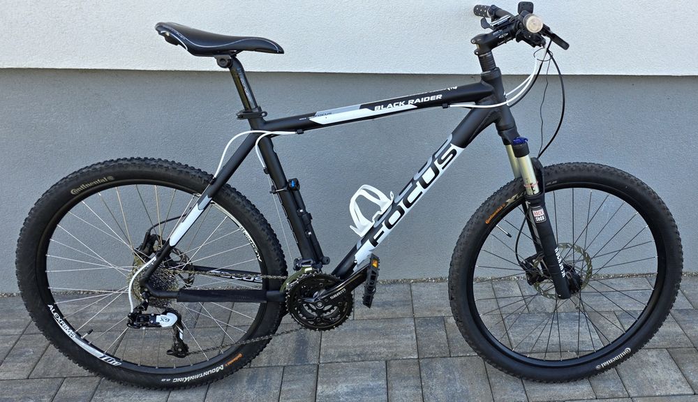 Vand MTB Focus Black Raider stare foarte buna