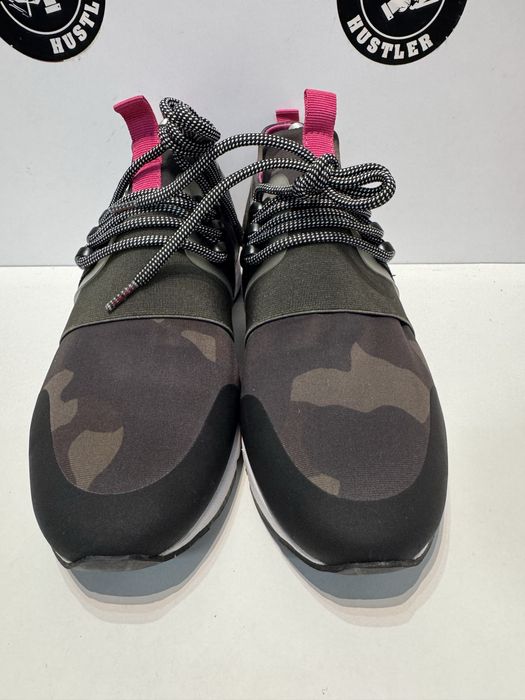 Сникърси HUGO BOSS VIBRAM .Номер 38