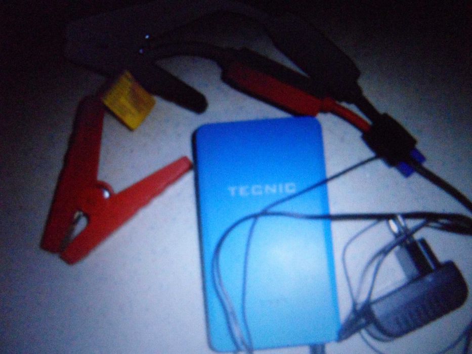 Invertoare, ups-uri de tensiune, roboti de pornire si aeroterma