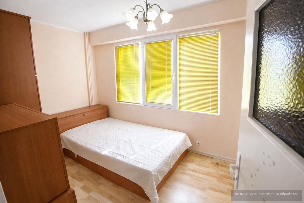 Дава се под наем Тристаен апартамент в Пловдив, Изгрев - 80 кв.м за 306 € - Снимка #3