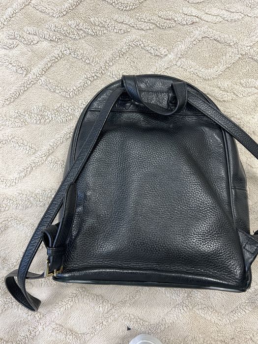 Продам рюкзак Michael Kors