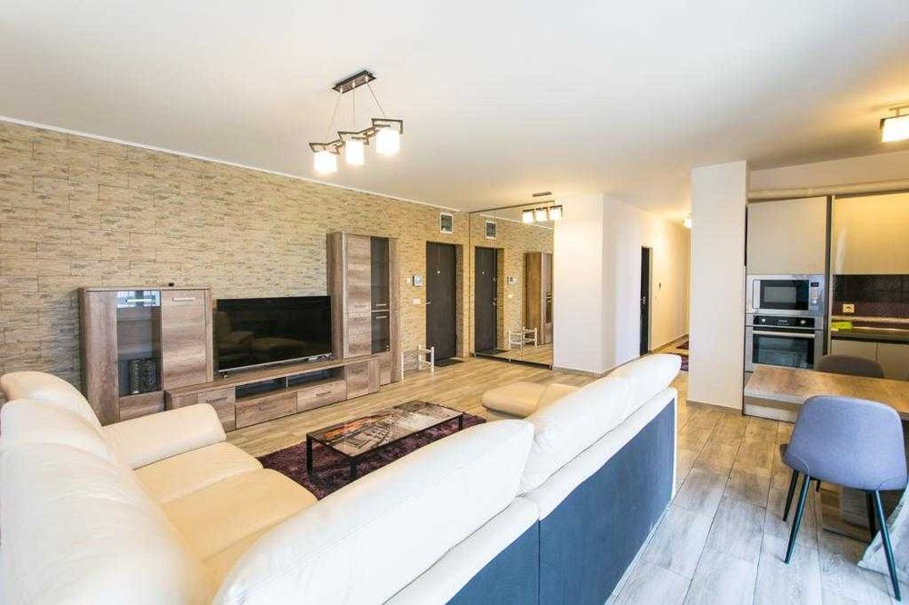 Apartament cu 3 camere zona FSEGA