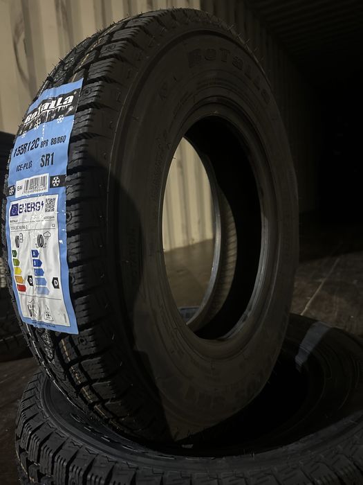 Нови Зимни Бусови Гуми Rotalla Ice-Plus Sr1 155R12C 88/86Q НОВ DOT