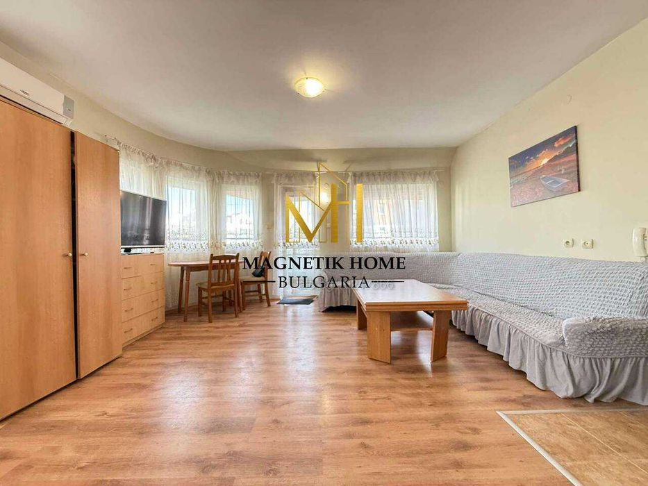 Дава се под наем Едностаен апартамент в Бургас, Лазур - 48 кв.м за 306 € - Снимка #2