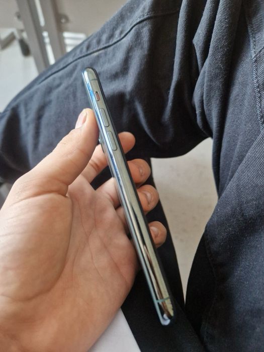 Обменяю айфон 11 про 256гб идеал