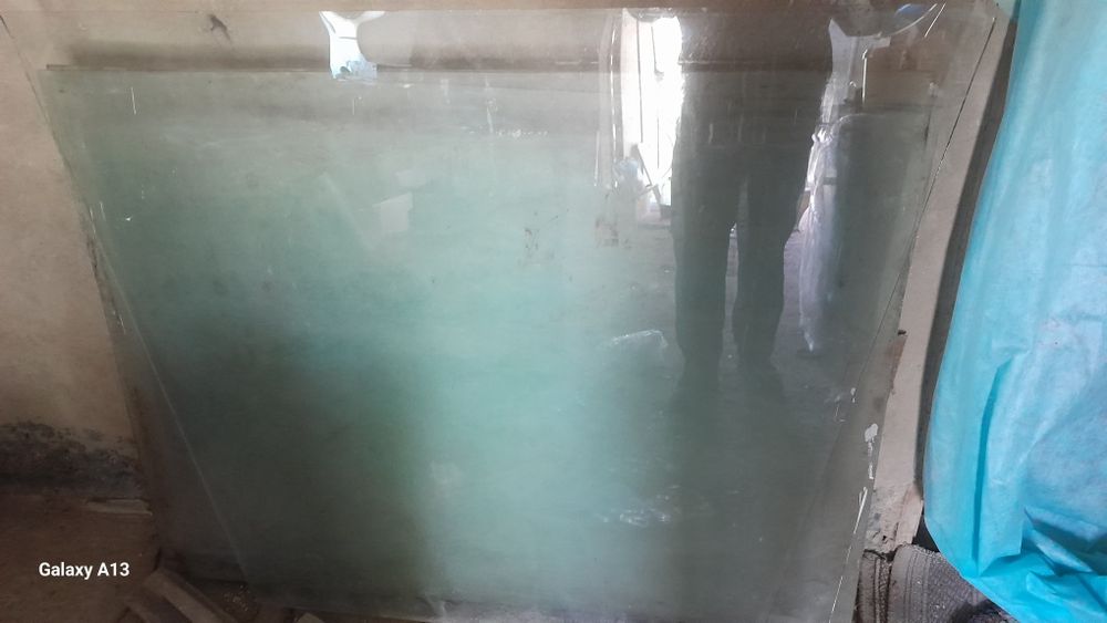 Продам стекла 110×90×3мм